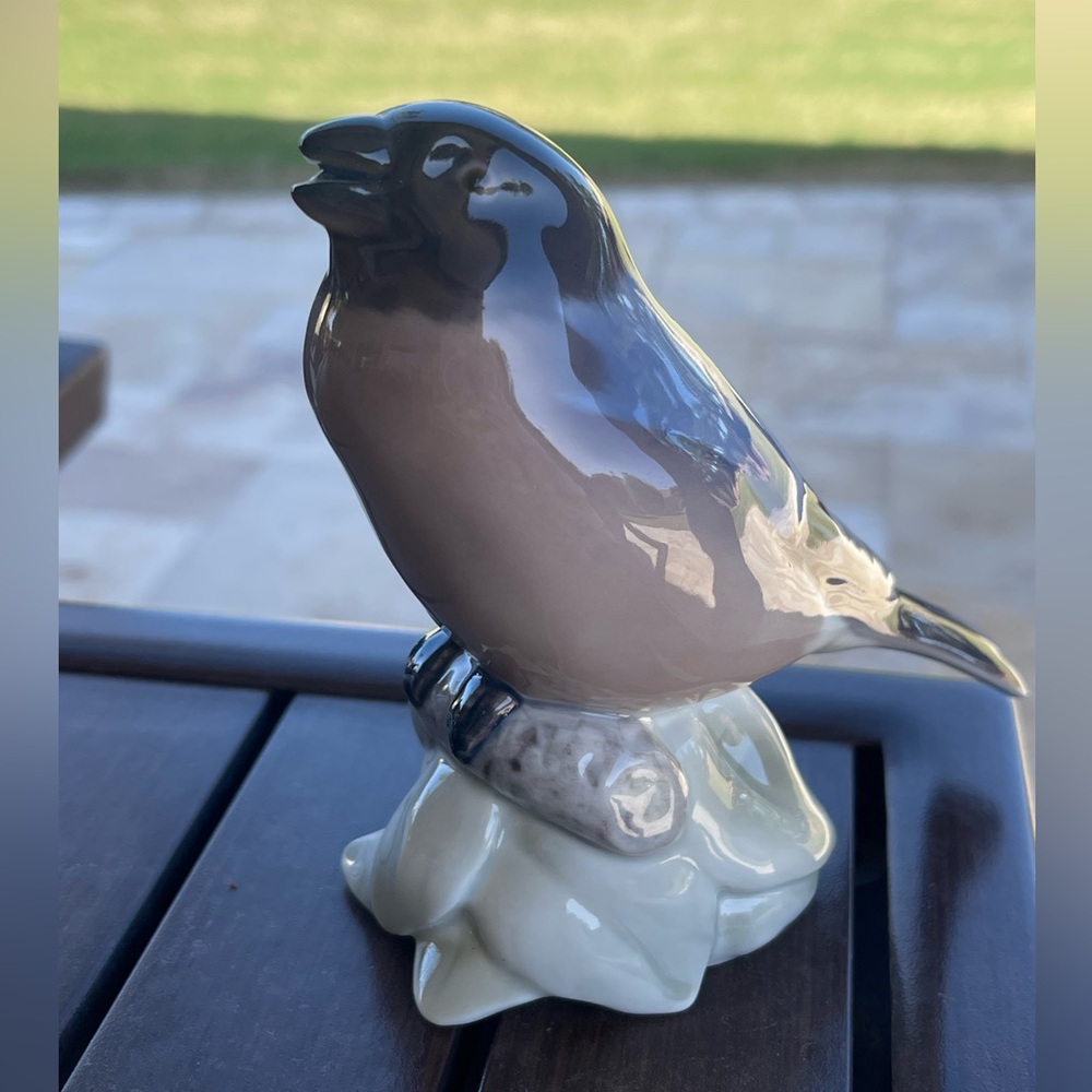 Vintage Porcelain Sparrow Made By Royal Copenhagen 1909 In Denmark. A Rare Find.